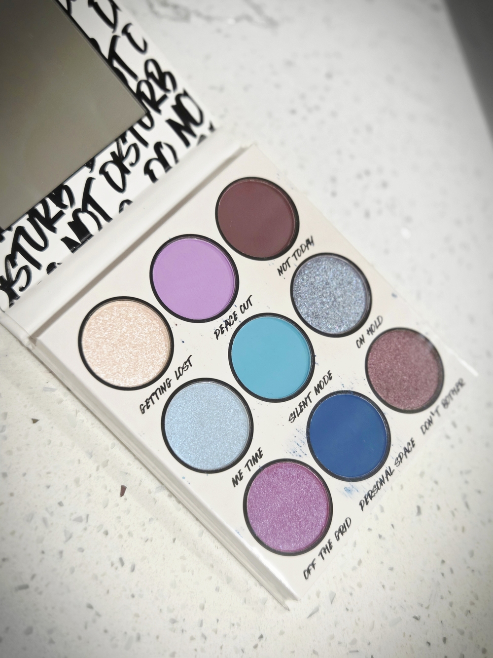 BH Cosmetics Do Not Disturb Violet & Blue Eyeshadow Palette -